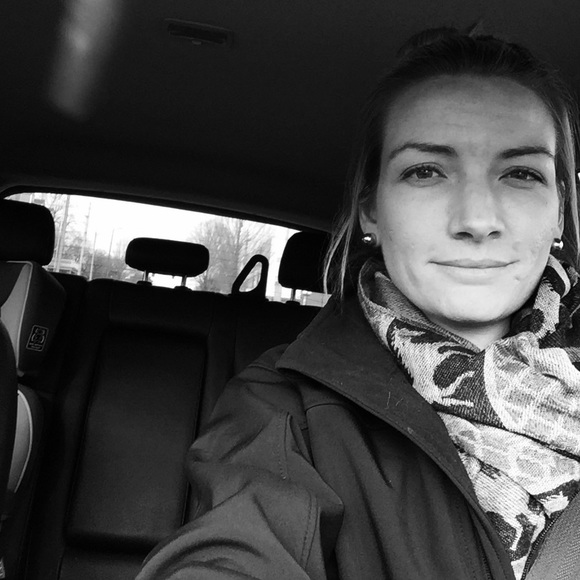 Meet your Posher, Kelly - Picture 1 of 1